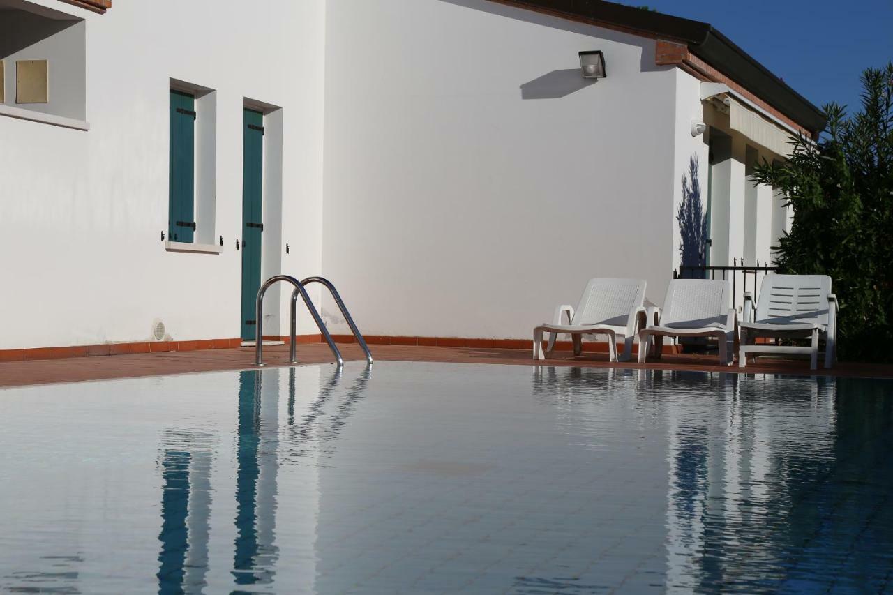 Residence Tamerici Каорле Экстерьер фото
